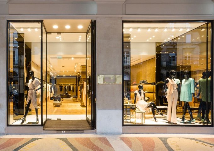 ►Nhà Mặt Tiền Lê Duẩn, 415m2, 18x23, 3 tầng, Kinh Doanh Đăng Cấp