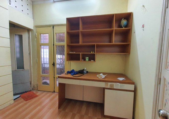 Cho thuê phòng trọ tầng 1 vừa ở vừa kinh doanh tại Số 3 Ngõ 211 Giáp Nhất, Thanh Xuân, Hà Nội.