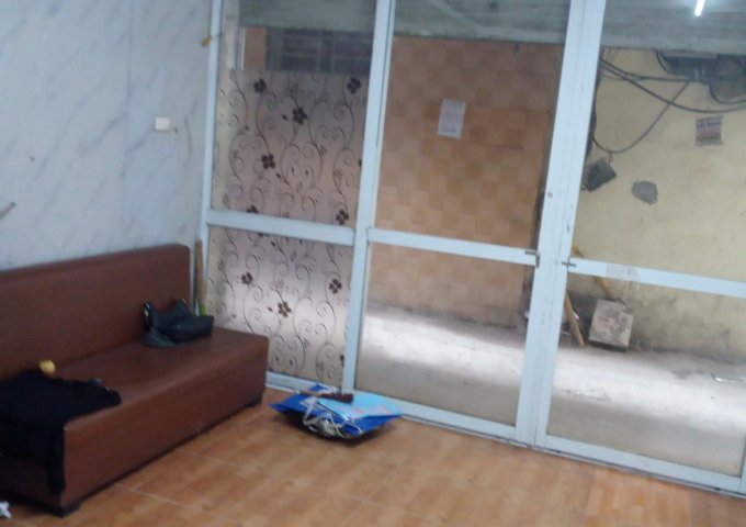 Cho thuê phòng trọ tầng 1 vừa ở vừa kinh doanh tại Số 3 Ngõ 211 Giáp Nhất, Thanh Xuân, Hà Nội.