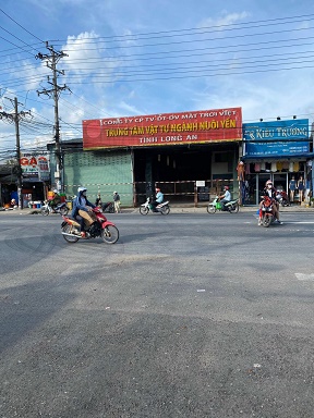 Cần bán kho có nhà yến phía sau đang thu nhập ,đi định cư  úc