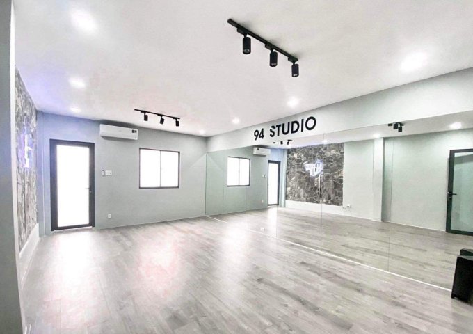 SANG NHƯỢNG PHÒNG TẬP NHẢY - 94 STUDIO