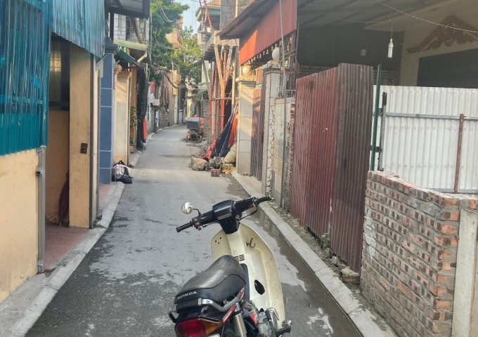 Chính Chủ Cần Bán đất thị trấn Yên Viên, huyện Gia Lâm, tp Hà Nội