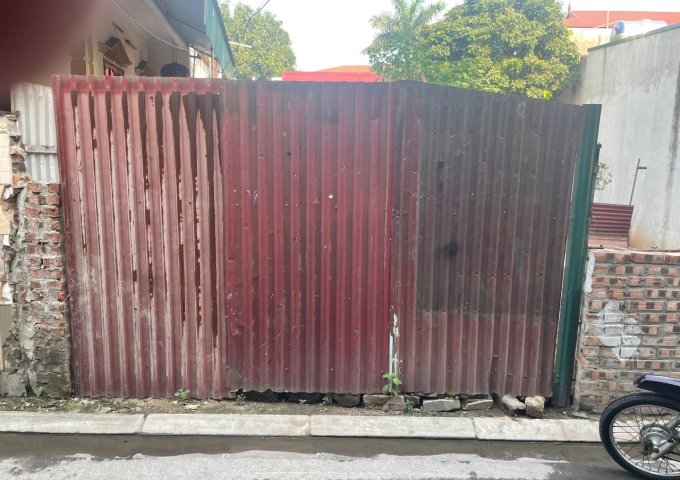 Chính Chủ Cần Bán đất thị trấn Yên Viên, huyện Gia Lâm, tp Hà Nội