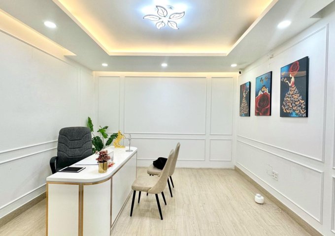 CẦN SANG NHƯỢNG THẨM MĨ VIỆN Địa chỉ: Quận 10, Hồ Chí Minh