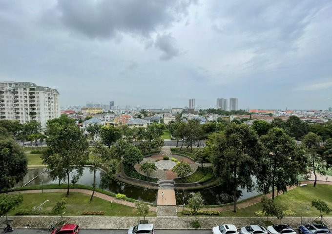 Bán CHCC Nam Phúc, DT 121m2, 3 phòng ngủ, 2 toilet, đầy đủ nội thất, giá bán 8ty1 bao hết