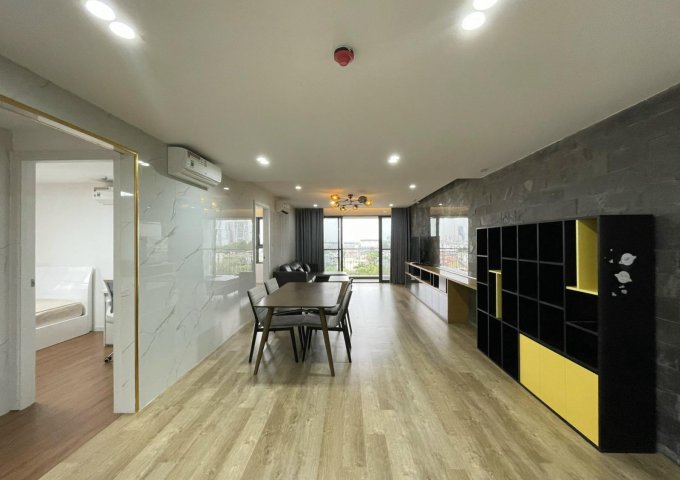 Bán CHCC Nam Phúc, DT 121m2, 3 phòng ngủ, 2 toilet, đầy đủ nội thất, giá bán 8ty1 bao hết