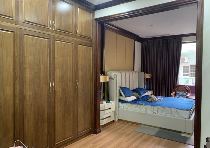 Nhà phân lô ngõ 259 phố Vọng, 80m2 x 6T thang máy, MT 5m, giá 22 tỷ, 0985868893