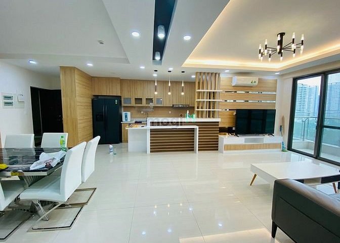 Cần cho  thuê căn hộ Garden Court , Phú Mỹ Hưng, Q7, dt:150m2 , 3PN, ban công dài, giá chỉ 22 triệu.LH:0906611859 Thư