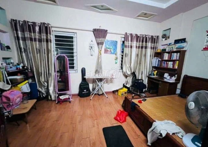 Cho thuê nhà 4 tầng ngõ 55 Chính Kinh, Nhân Chính, Thanh Xuân, Hà Nội