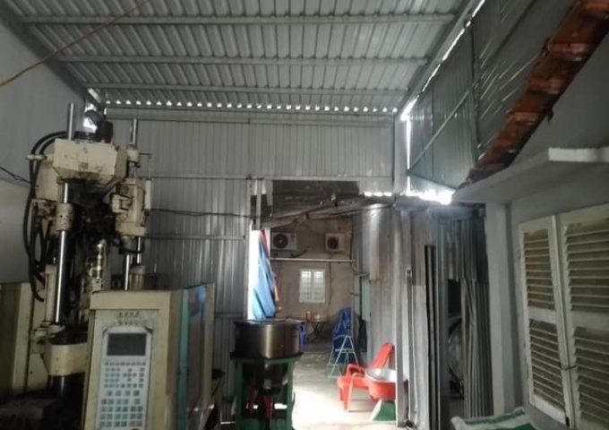Cần bán gấp nhà rộng, giá rẻ + Nhà XƯỞNG , sx