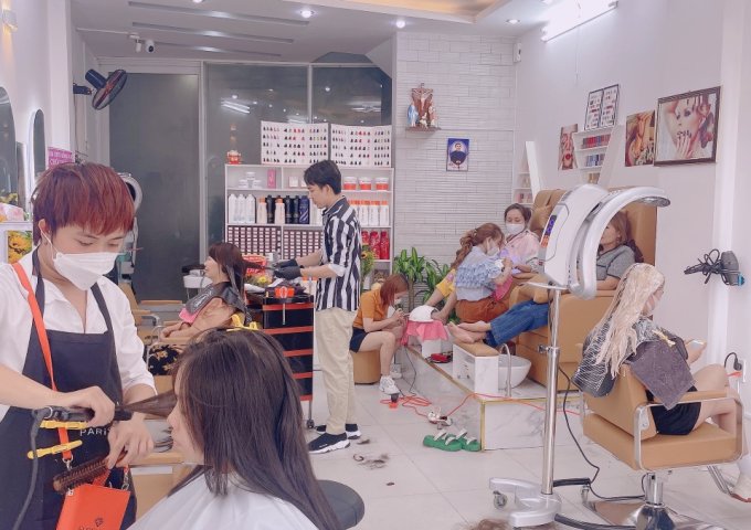 Cần sang tiệm tóc Vào chỉ việc làm ko cần mua gì thêm, mình nhập đồ salon hoàn toàn là đồ mới.