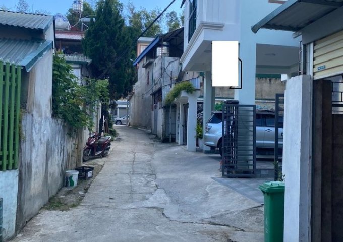 Cần bán nhà tại Tổ 8, Mường Thanh, Tp. Điện Biên Phủ, Điện Biên