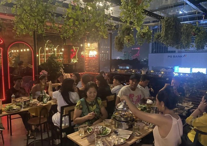 Mình ko có nhiều thời gian quản lý nên cần sang nhượng quán cafe,coktall, lẩu nướng , view trên cao Rooftop