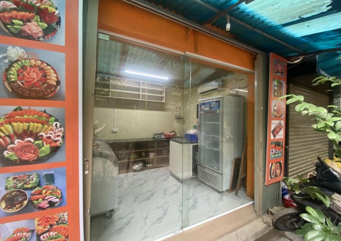 Cần sang nhượng cửa hàng tại 108 nhà E8 tập thể Thanh Xuân Bắc