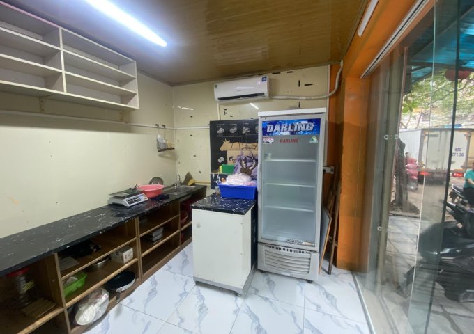 Cần sang nhượng cửa hàng tại 108 nhà E8 tập thể Thanh Xuân Bắc