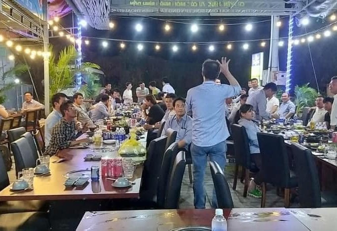 SANG GẤP QUÁN DÊ QUAY 2 MẶT TIỀN TẠI VŨNG TÀU