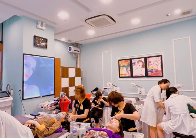 Nhượng Spa + Salon tóc tại sảnh chung cư cạnh Bến xe Mỹ Đình