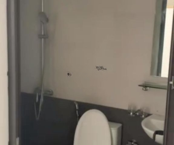 Chính chủ cần cho thuê căn hộ chung cư 60 ngõ 189 Hoàng Hoa Thám, Ba Đình, HN