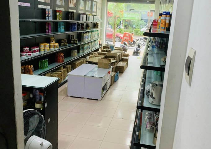 Cho thuê nhà mặt phố Xã Đàn, Hà Nội Diện tích: 45m2 x 6 tầng