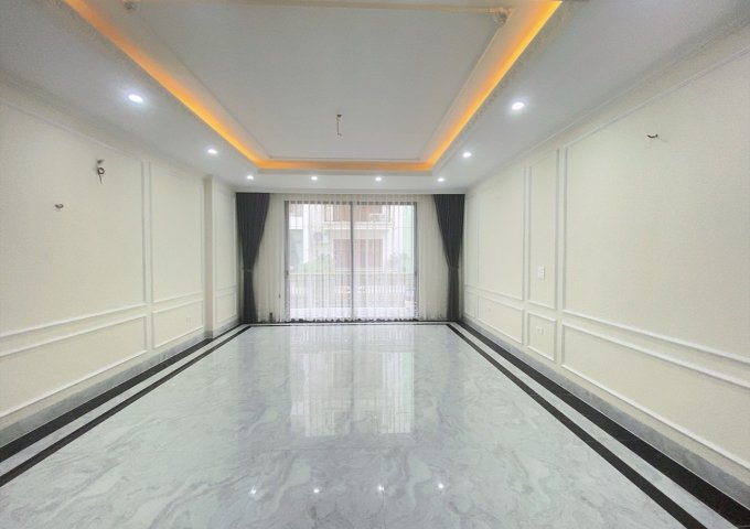 BÁN NHÀ MẶT NGÕ 208 TAM TRINH, YÊN SỞ. DT 41m × 5T. KINH DOANH. Ô tô đỗ cửa, chỉ hơn 4 tỷ