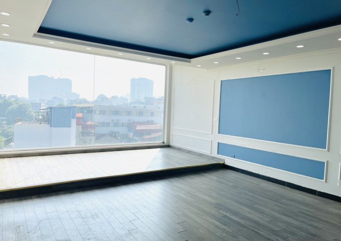 Chính chủ cần cho thuê văn phòng mặt phố Phố Huế, Hàng Bài Hoàn Kiếm, Hà Nội. Diện tích 30m2, 100m2
