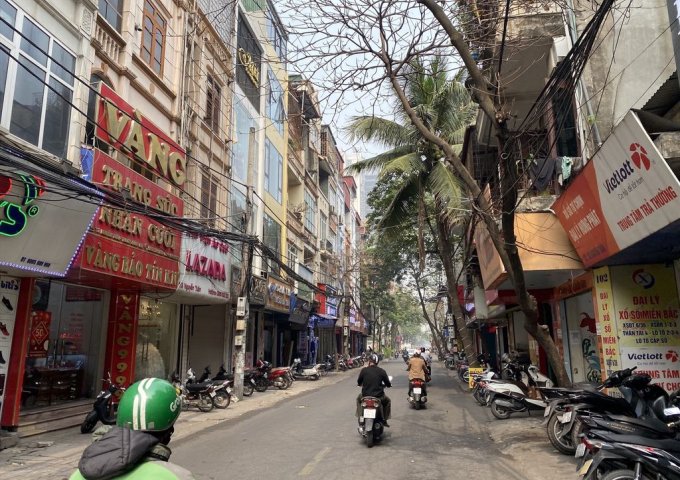 Cho Thuê Nhà Vị Trí Đắc Địa 106 Nguyễn Tuân, Kinh Doanh Sầm Uất.