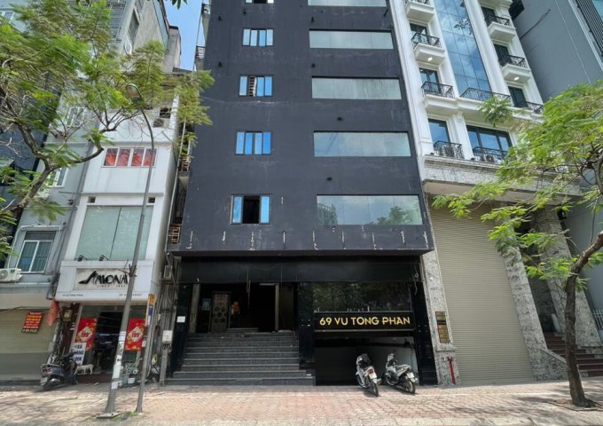 Chính chủ cho thuê nhà 9 tầng mặt phố số 69 Vũ Tông Phan, Thanh Xuân, Hà Nội.