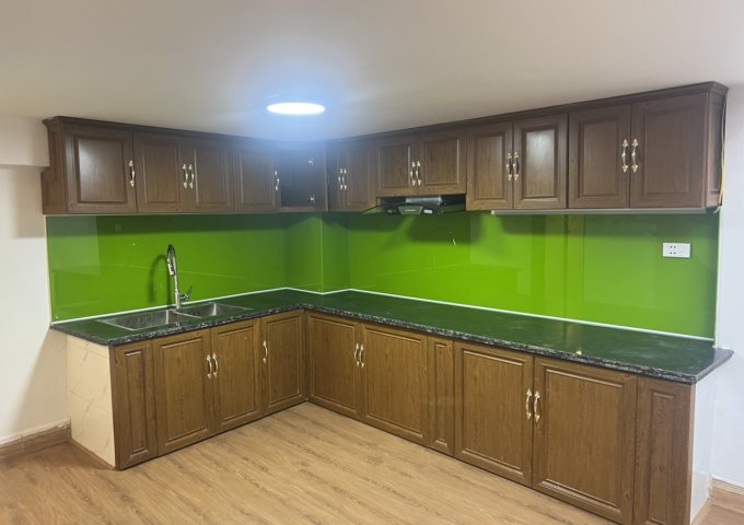 Chính chủ bán nhà 5 tầng số 12 ngõ 826 Trương Định, Hoàng Mai, Hà Nội.