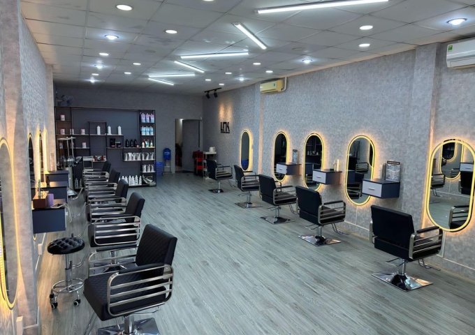 Sang rẻ cho anh em salon full đồ, sẵn vào làm Địa chỉ: Đường Phùng Hưng , Ấp 7 , Xã An Phước , Long Thành , Đồng Nai