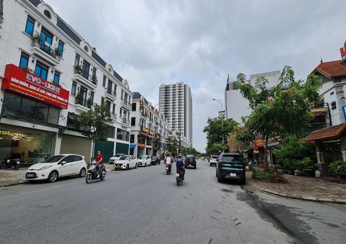 Cả dự án Hanhomes Blue Star, Trâu Quỳ, Gia Lâm có duy nhất 1 căn 70m2 bán giá cực đẹp.