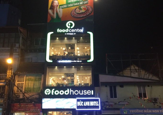 Chính chủ cho thuê nhà mặt phố làm cơ sở kinh doanh.