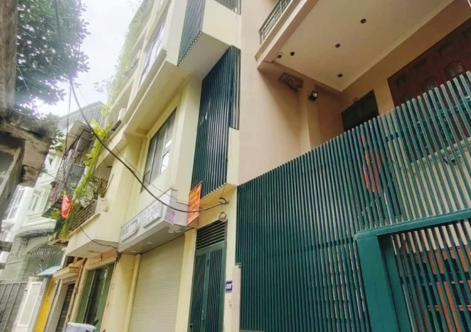 Bán nhà mặt ngõ 32 đường Bưởi, Q. Ba Đình. Giá 10,5 tỷ. SĐCC