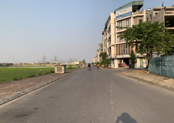 Bán đất tái định cư Giang Biên view cánh đồng, dự án công viên ánh sáng, xây định cư tuyệt vời