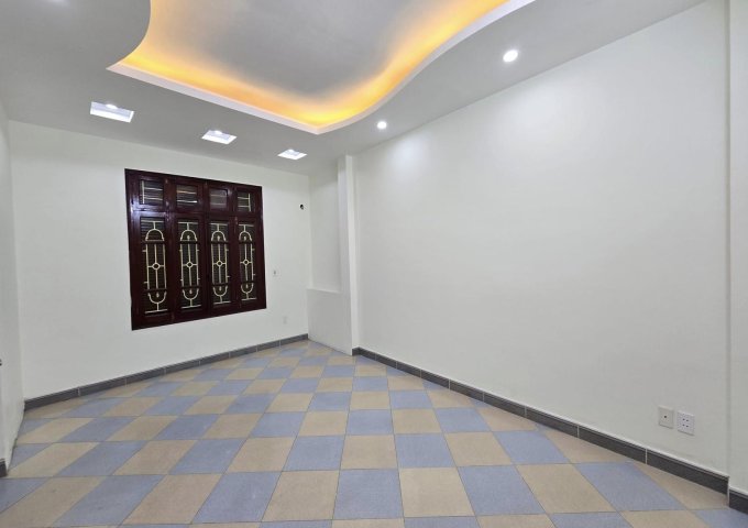Bán nhà Thanh Xuân, Dân xây, Lô Góc, 50m2 – 5 tầng – 20 m ra mặt phố - Nhỉnh 6 tỷ