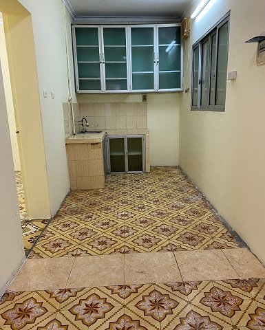 Cho thuê căn hộ khép kín tại tầng 4 chung cư nhà A 131 Thanh Nhàn, quận Hai Bà Trưng, Hà Nội