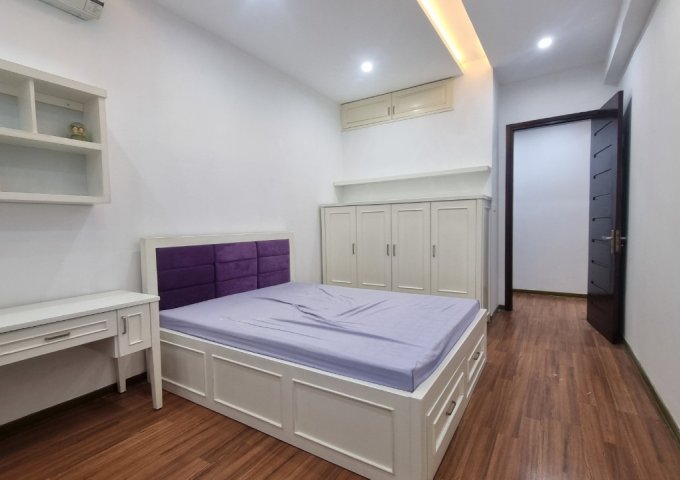 Bán căn hộ chung cư N08B Dịch Vọng chung cư của bộ công an căn góc 117,6m2 3PN view công viên