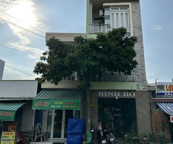 Chính chủ bán nhà mặt tiền đường Phan Đình Giót, P. Phú Cường, TP Thủ Dầu Một, Bình Dương.