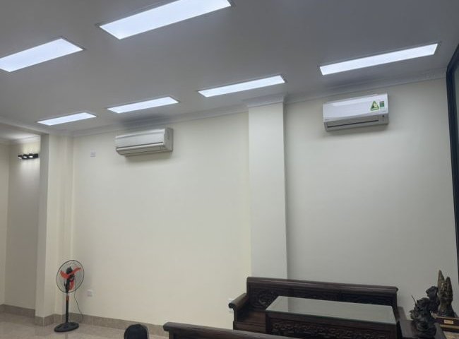 Cho thuê 2/7 tầng nhà phố hồ Văn Chương, Phuờng Văn Chương, Đống Đa