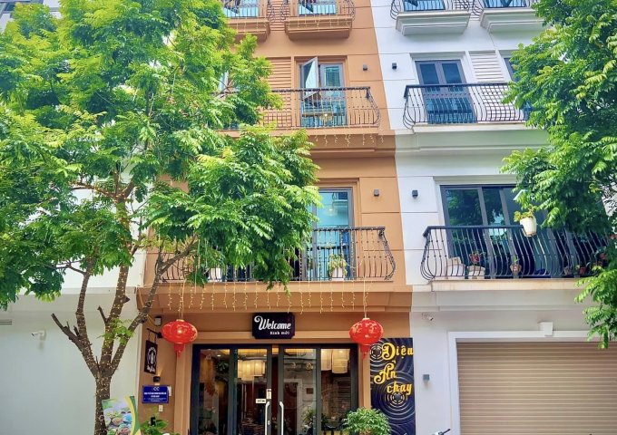 Cần sang nhượng Nhà hàng chay đang hoạt động tại phố Nguyễn Sơn, Long Biên, Hà Nội