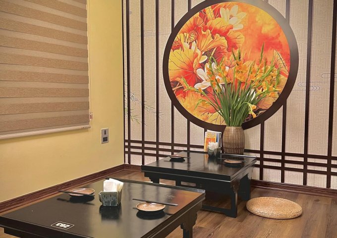 Cần sang nhượng Nhà hàng chay đang hoạt động tại phố Nguyễn Sơn, Long Biên, Hà Nội