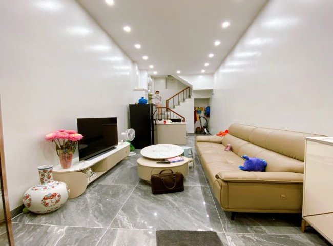 Chính chủ cần bán CC tại ngõ Thổ Quan, Khâm Thiên, P. Thổ Quan, Q. Đống Đa, Hà Nội