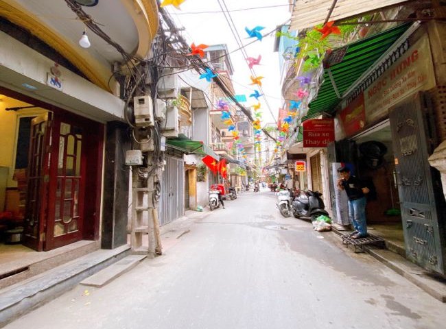 Chính chủ cần bán CC tại ngõ Thổ Quan, Khâm Thiên, P. Thổ Quan, Q. Đống Đa, Hà Nội