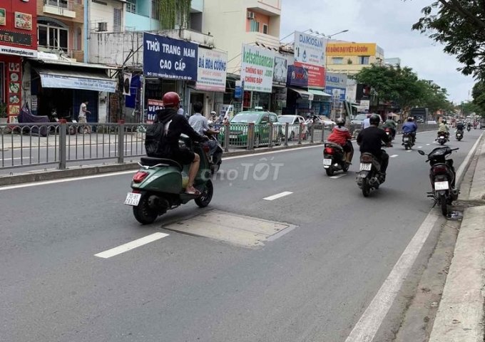 Cần bán nhà mặt tiền đường Nguyễn Oanh, đối diện trường Đại học Trần Đại Nghĩa,