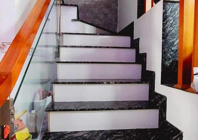 BÁN NHÀ ĐƯỜNG ĐÌNH PHONG PHÚ