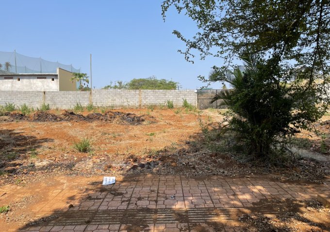 Chính Chủ Cần Bán Lô Đất Mặt Tiền Vị Trí Đẹp Tại Đồng Nai