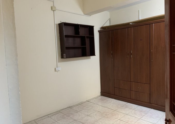 GÓC CHO THUÊ NHÀ TẠI ĐƯỜNG LÁNG, HÀ NỘI.