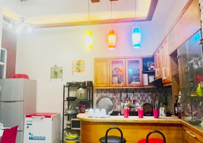 Bán gấp nhà Thiên Hiền, lô góc đắc địa, ngõ thông gần phố, kinh doanh đỉnh, 56m2, mặt tiền 4.4m, giá 7.9 tỷ