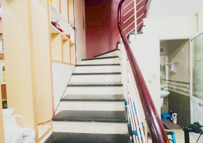 Bán gấp nhà Thiên Hiền, lô góc đắc địa, ngõ thông gần phố, kinh doanh đỉnh, 56m2, mặt tiền 4.4m, giá 7.9 tỷ