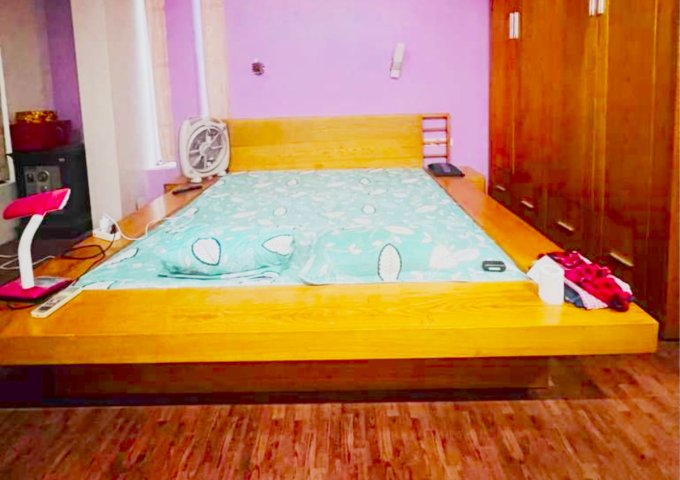 Bán gấp nhà Thiên Hiền, lô góc đắc địa, ngõ thông gần phố, kinh doanh đỉnh, 56m2, mặt tiền 4.4m, giá 7.9 tỷ