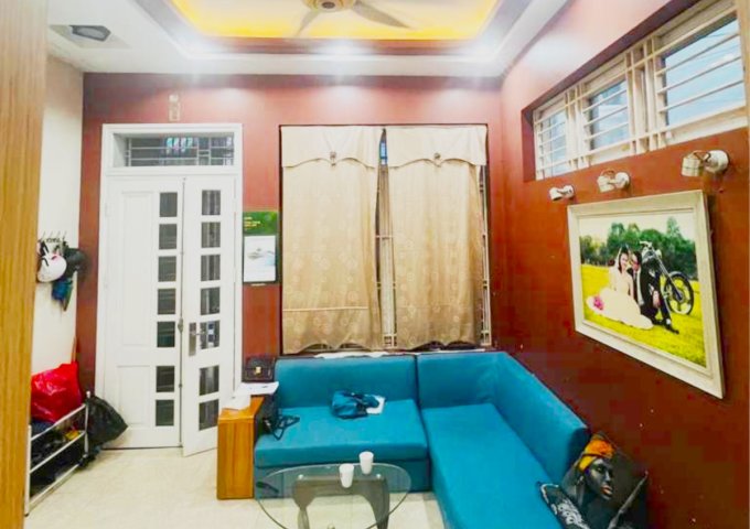 Bán gấp nhà Thiên Hiền, lô góc đắc địa, ngõ thông gần phố, kinh doanh đỉnh, 56m2, mặt tiền 4.4m, giá 7.9 tỷ